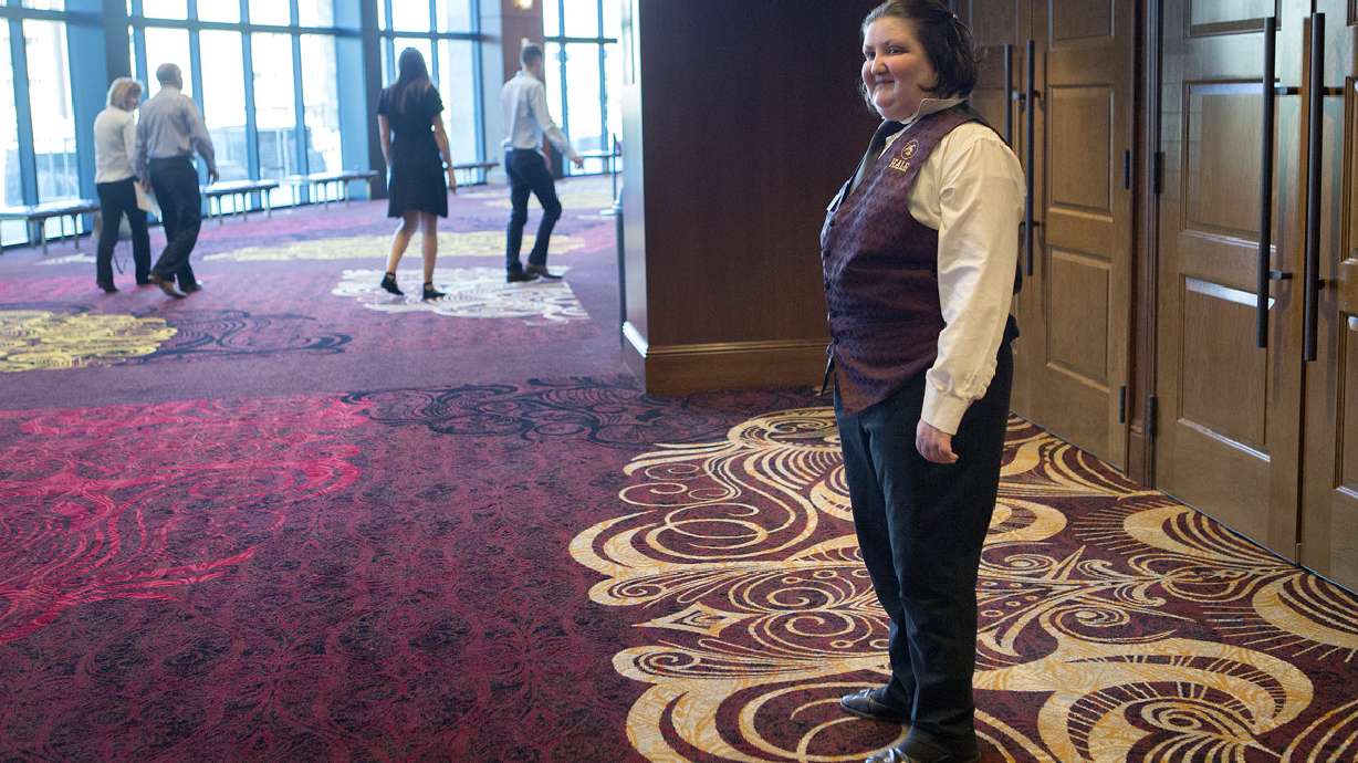 Utah woman with rare syndrome is Hale Centre Theatre's most dedicated greeter