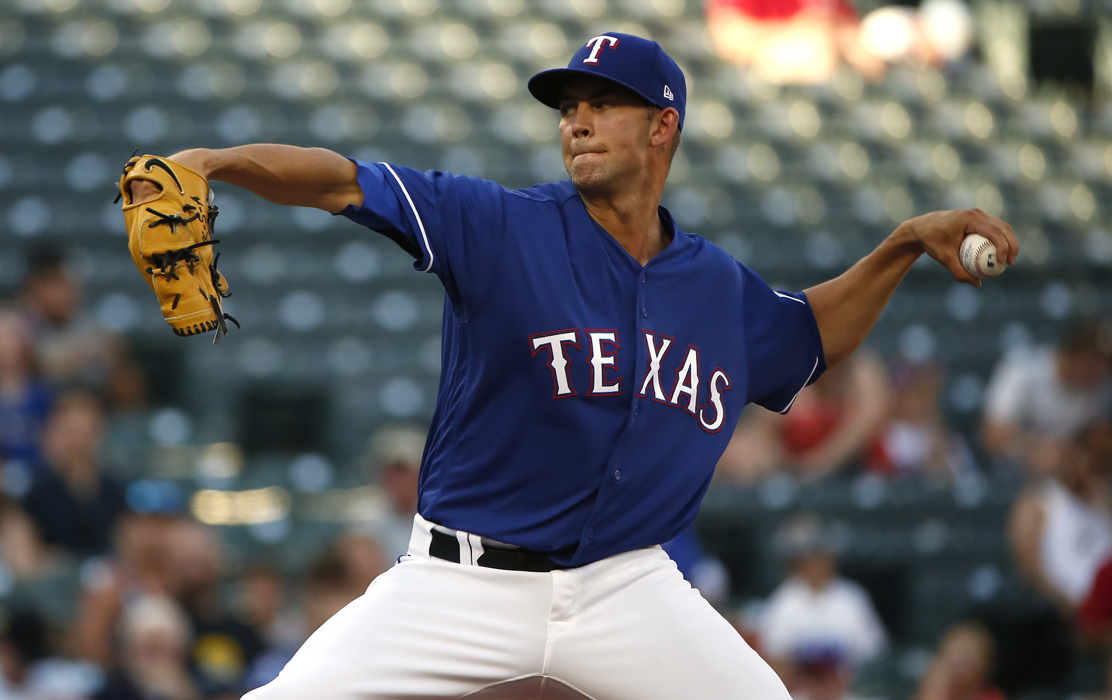 Hosmer ends Mike Minor's perfect game bid in 7th