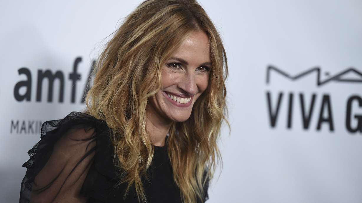 Julia Roberts joins Instagram, makes first social media post