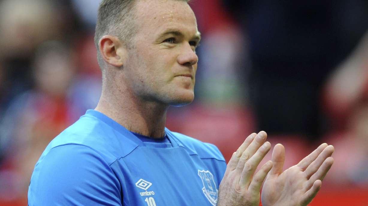 English soccer star Wayne Rooney signs with DC United