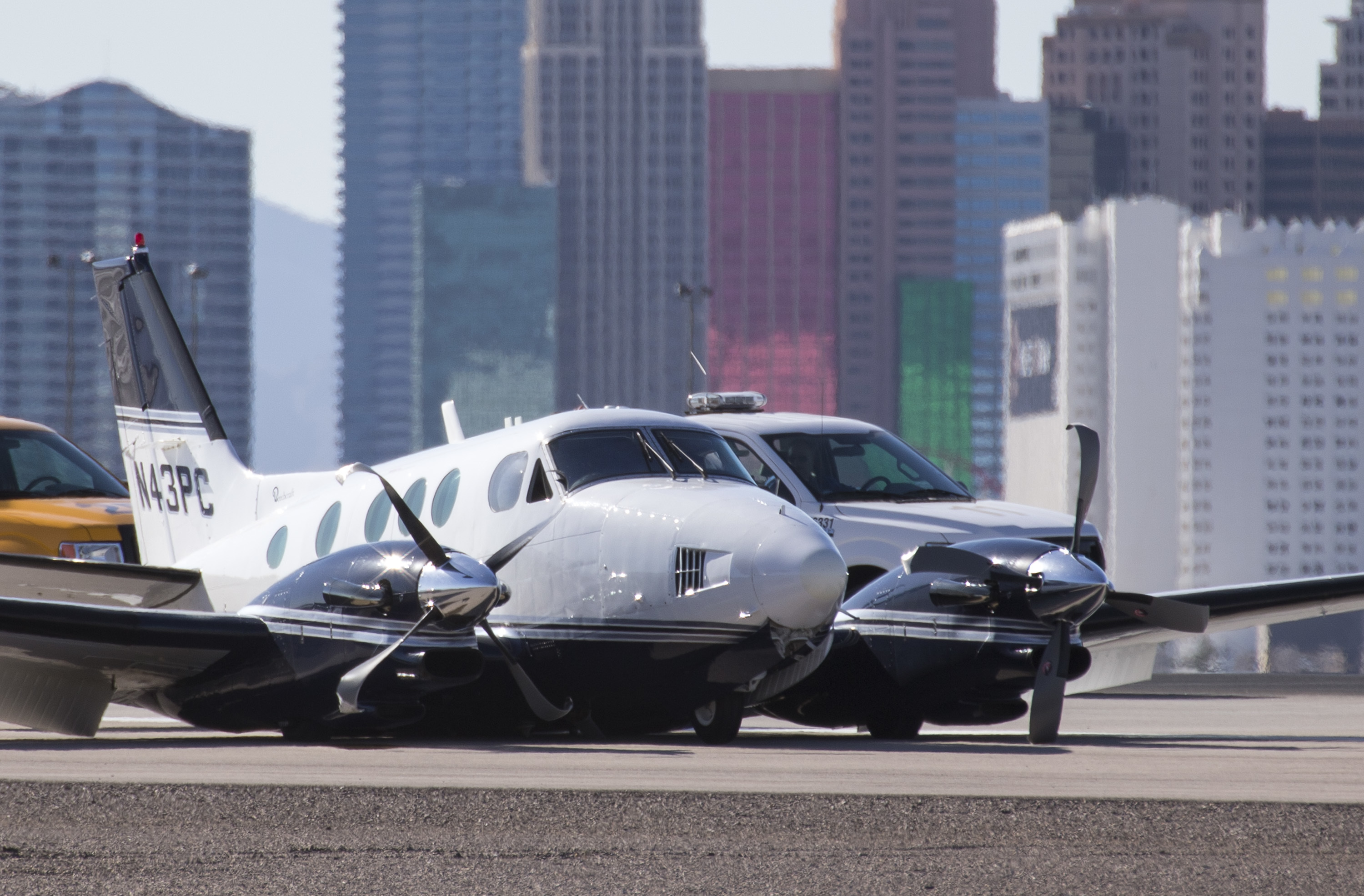 Small plane makes belly landing in Las Vegas