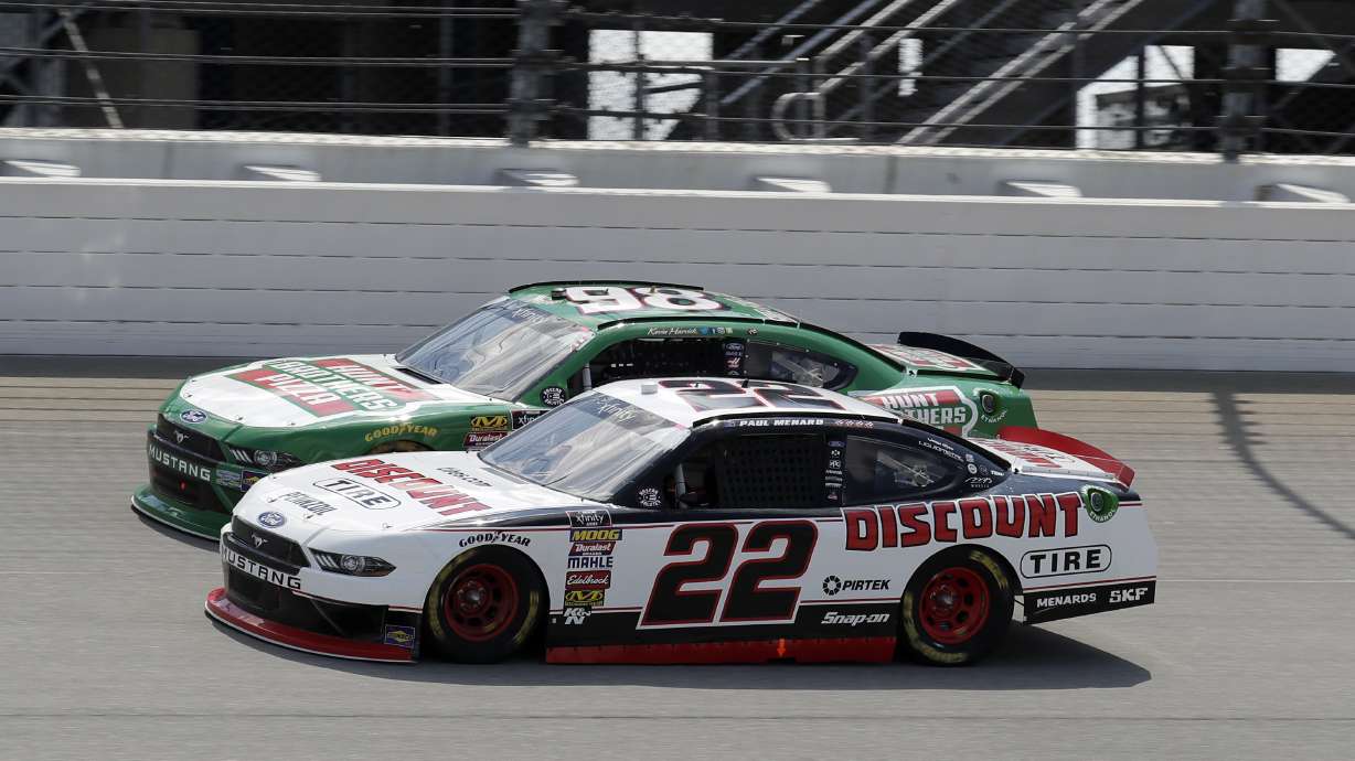 Larson wins NASCAR Xfinity race at Chicagoland Speedway