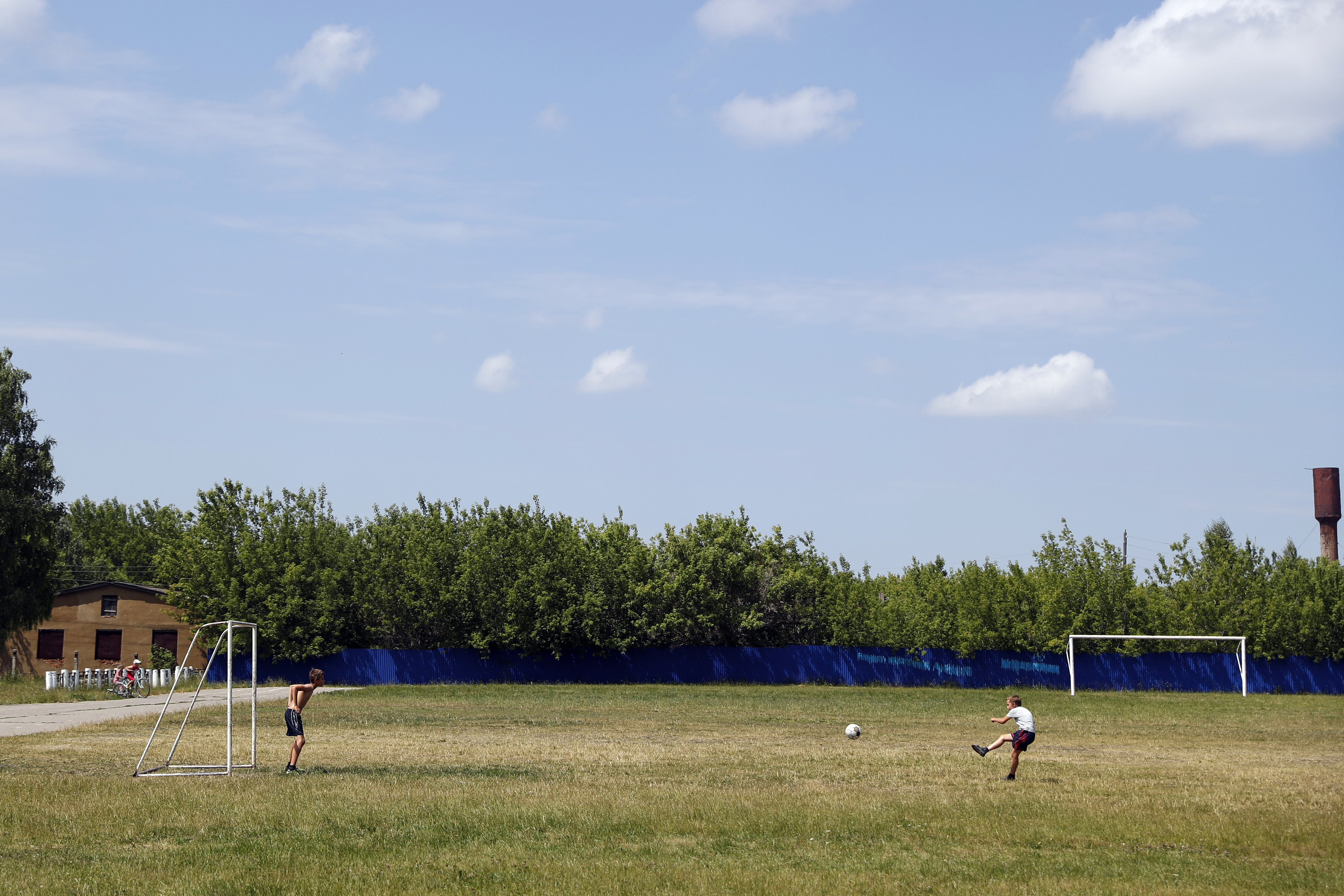 AP PHOTOS: Daily life in Russia during the World Cup