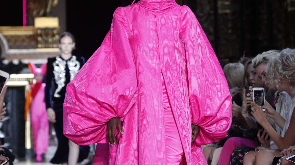 Dior celebrates the atelier, draws celebs to Paris couture