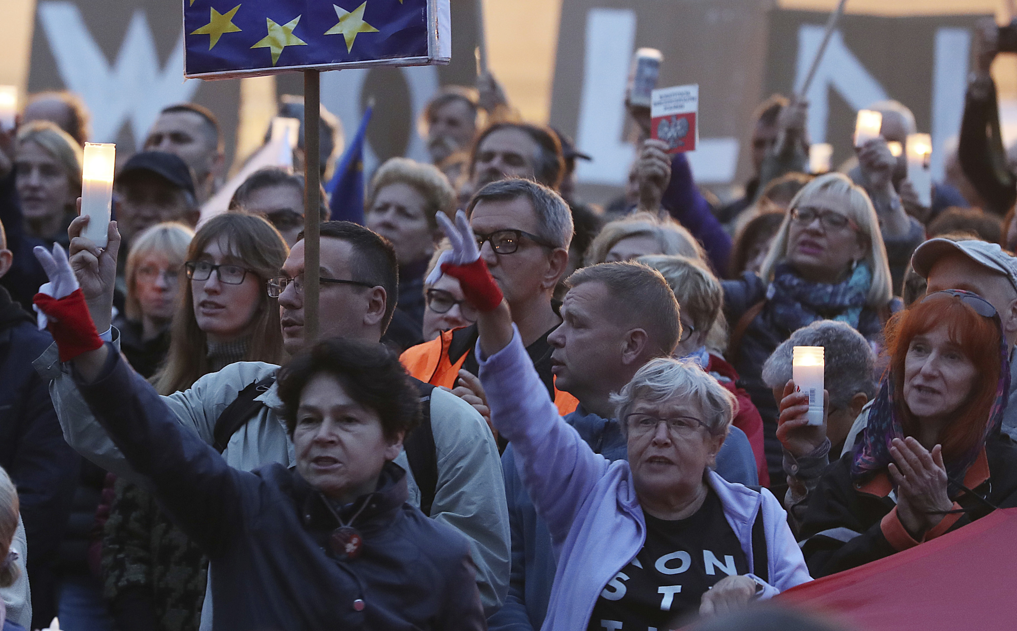 Protests in Poland against government judicial overhaul