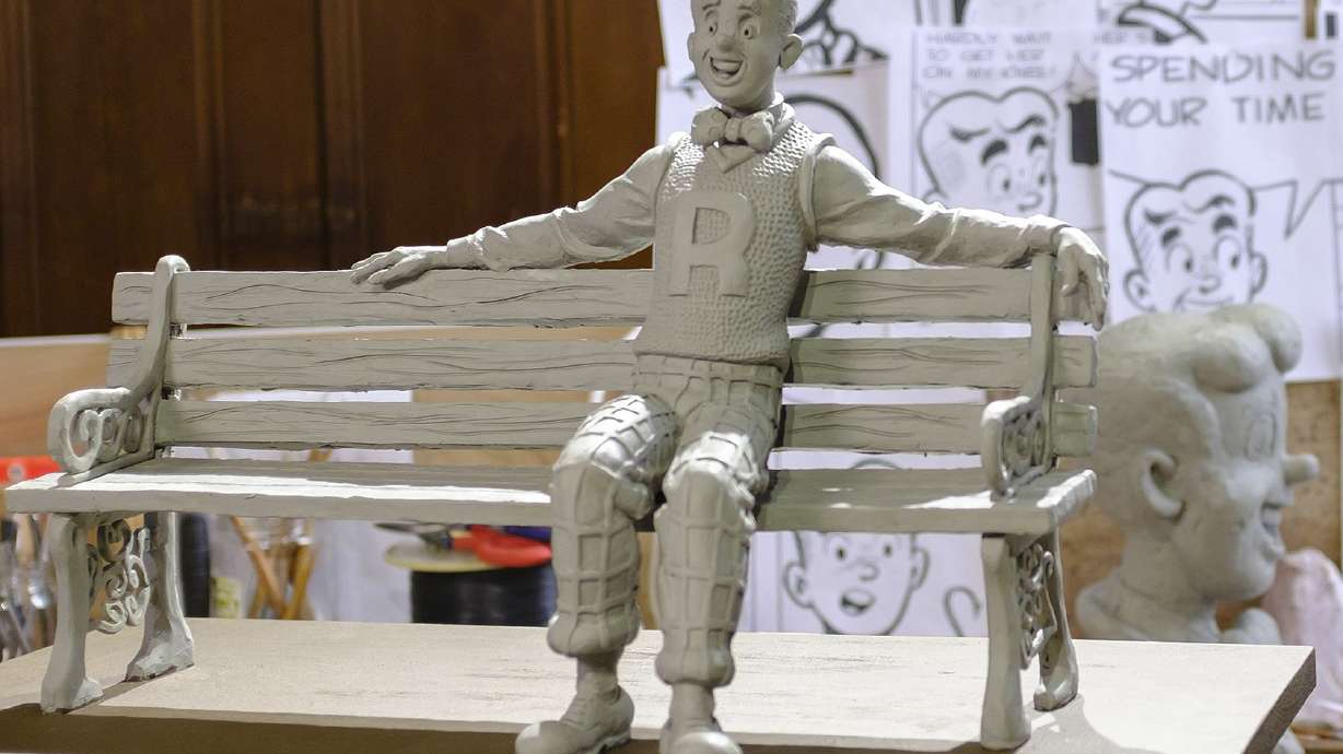 'Archie' artist honored with statue by his hometown