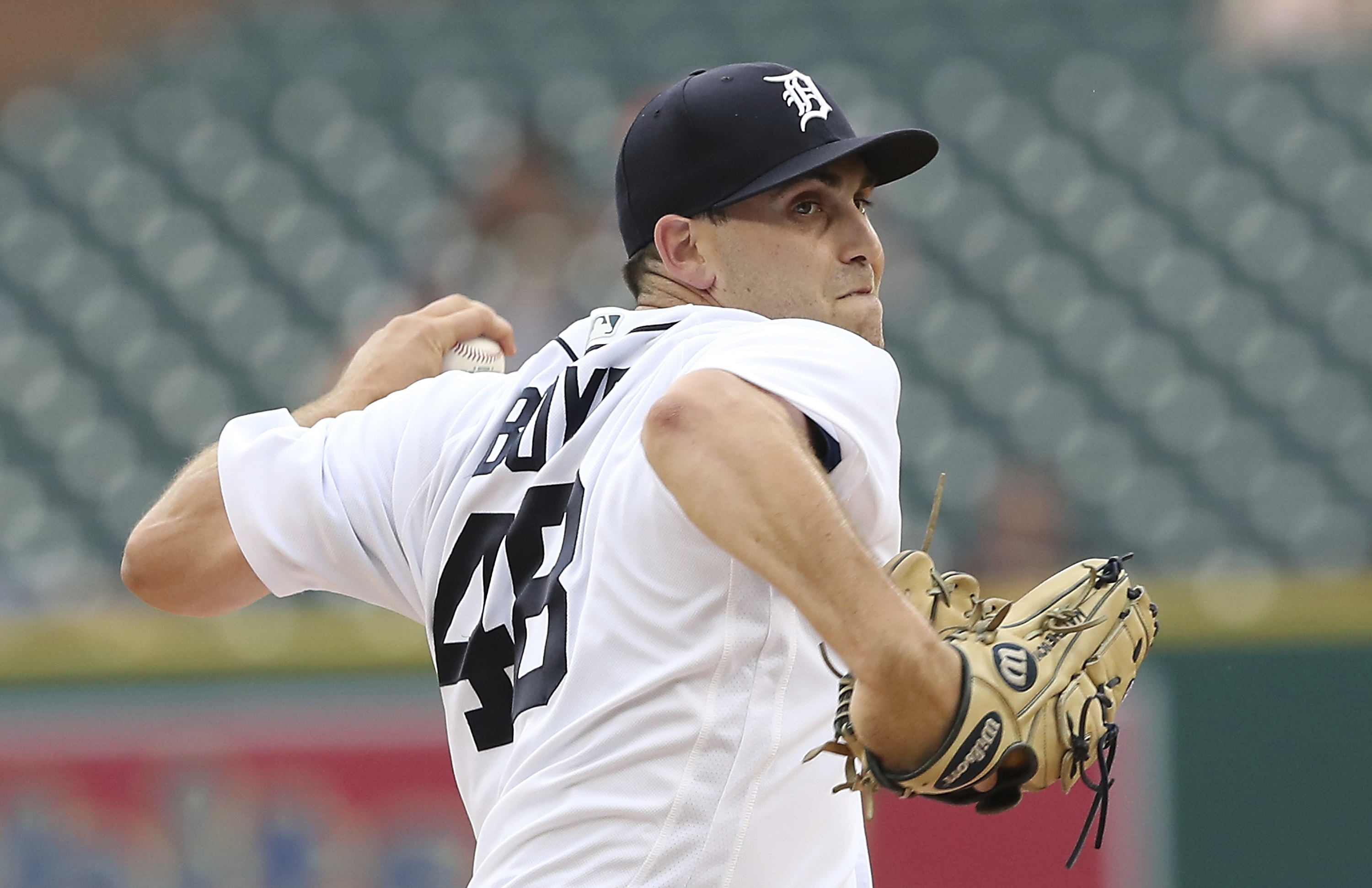 Gallo, Guzman lead Rangers to win over Tigers