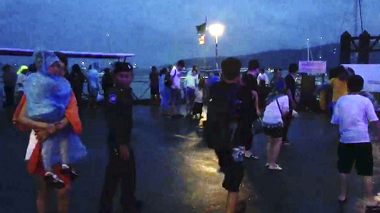 The Latest: Chinese envoy speaks to Thais after boat sinking