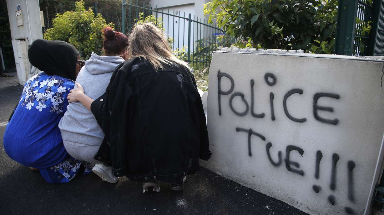 Cars burned in French city over fatal police shooting