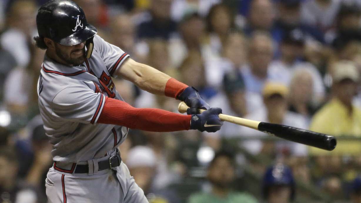 Aguilar homers as Brewers beat Braves 5-4