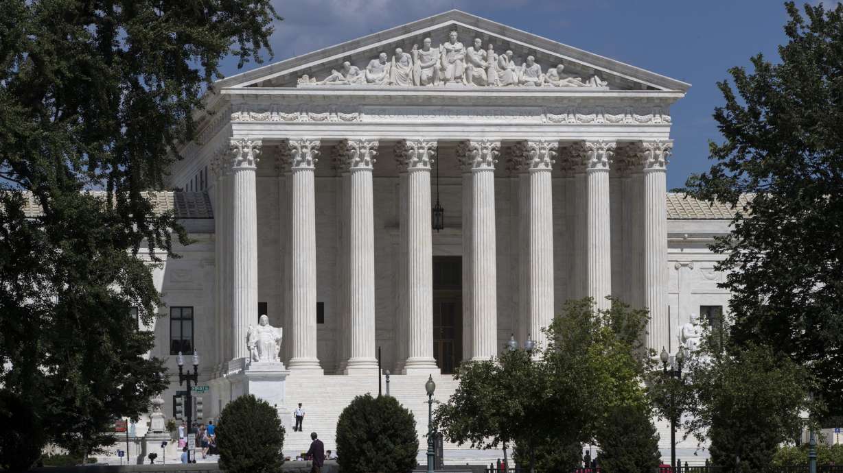 Back doors, tunnel help Supreme Court nominees stay secret