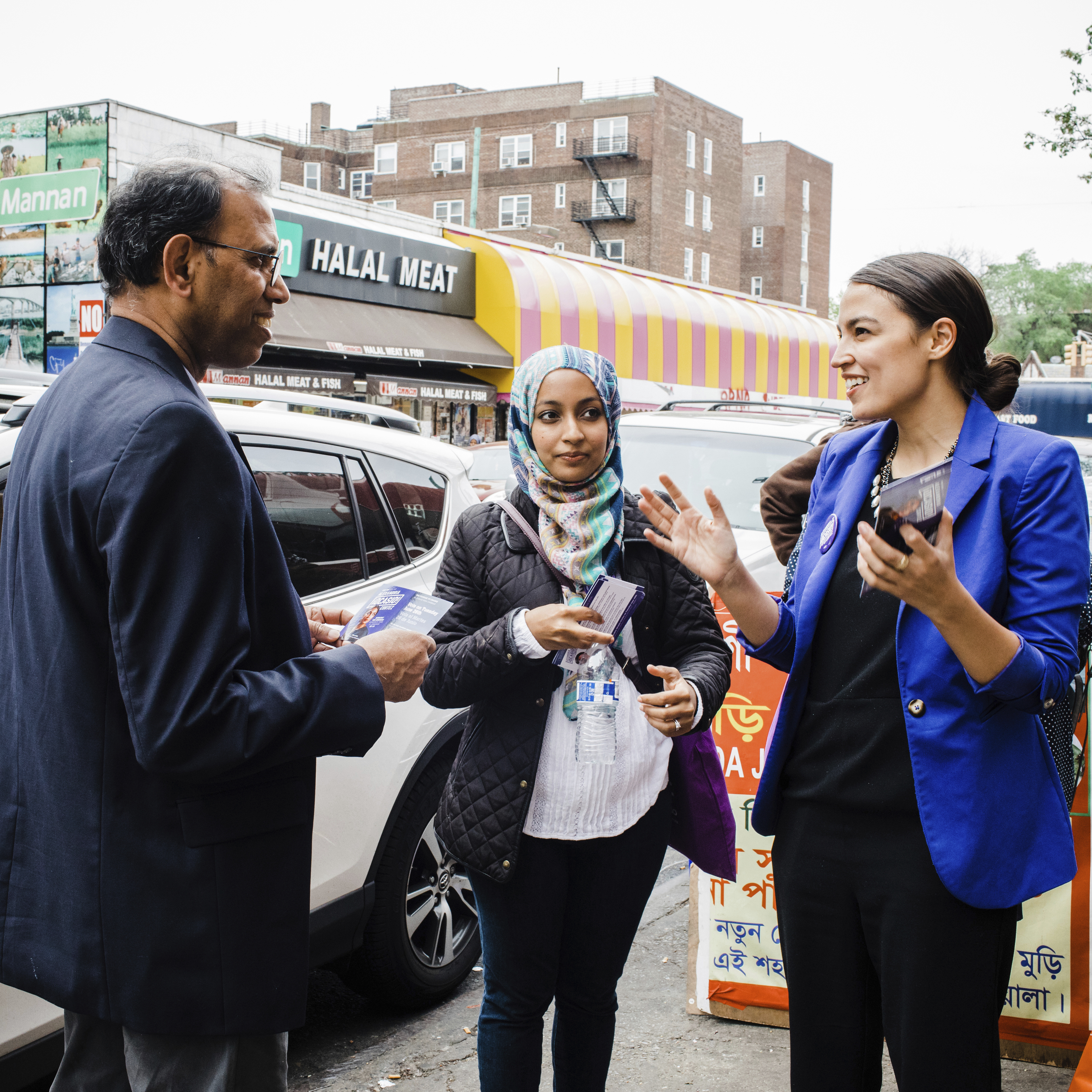 Behind Ocasio-Cortez's upset victory, an unconventional crew