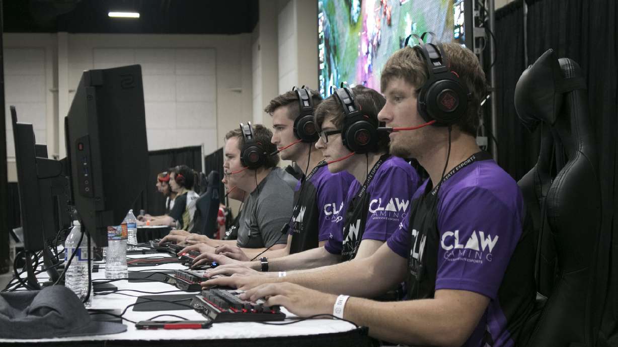 Salt Lake Gaming Con draws thousands of competition junkies to Sandy