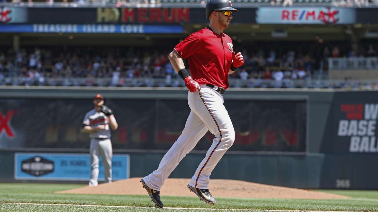 Odorizzi, 3 homers lift Twins to sweep of Orioles