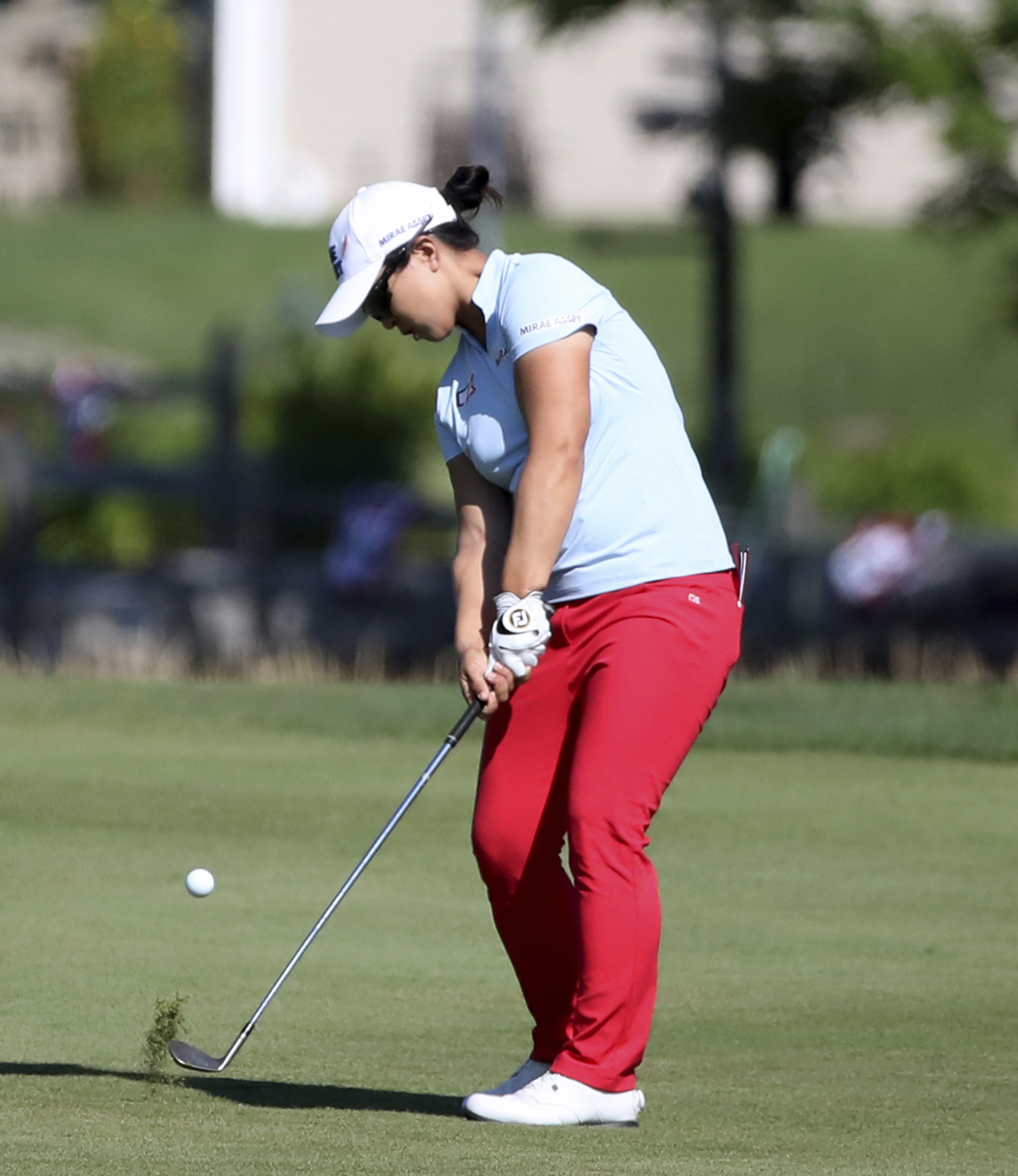 Kim shoots 31-under 257, shatters LPGA scoring records