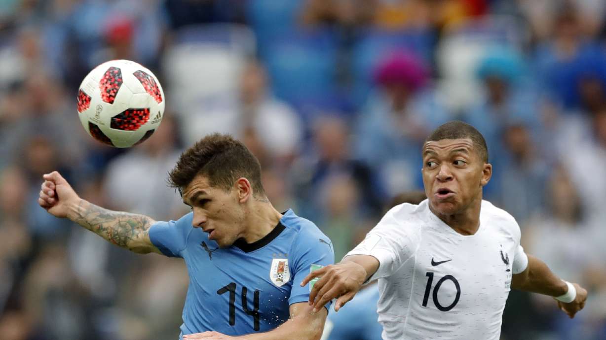 Arsenal sign Uruguay's Lucas Torreira