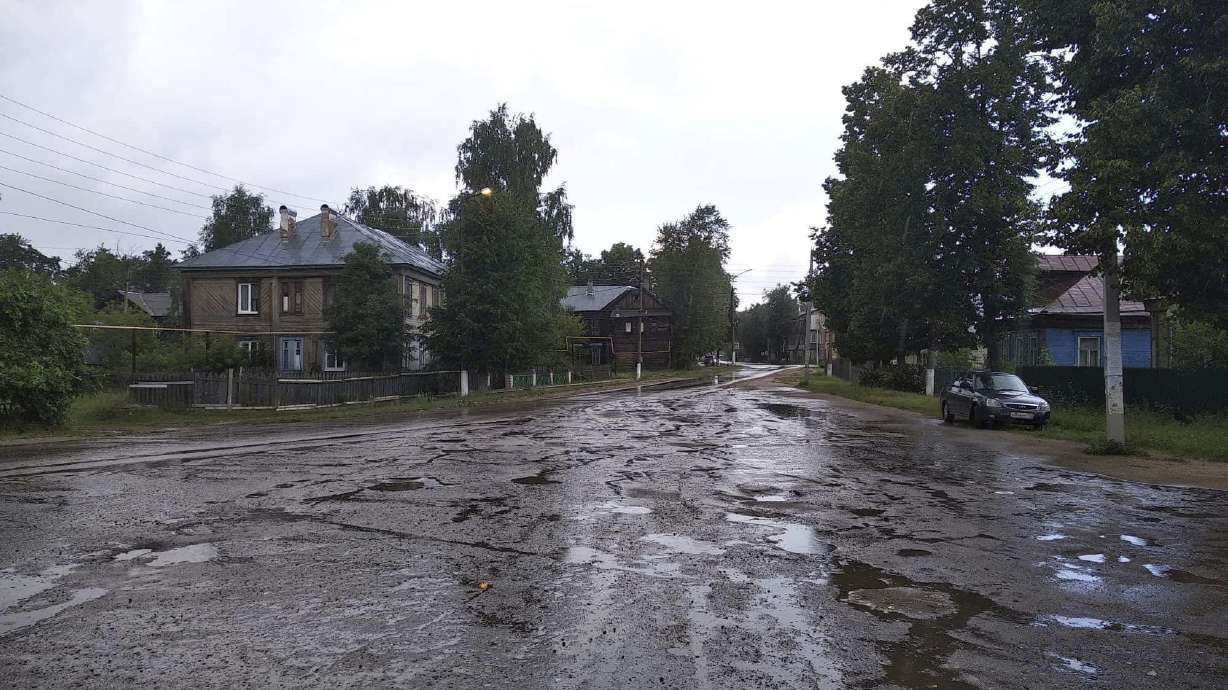 Paris, Russia, to turn French for World Cup semifinals