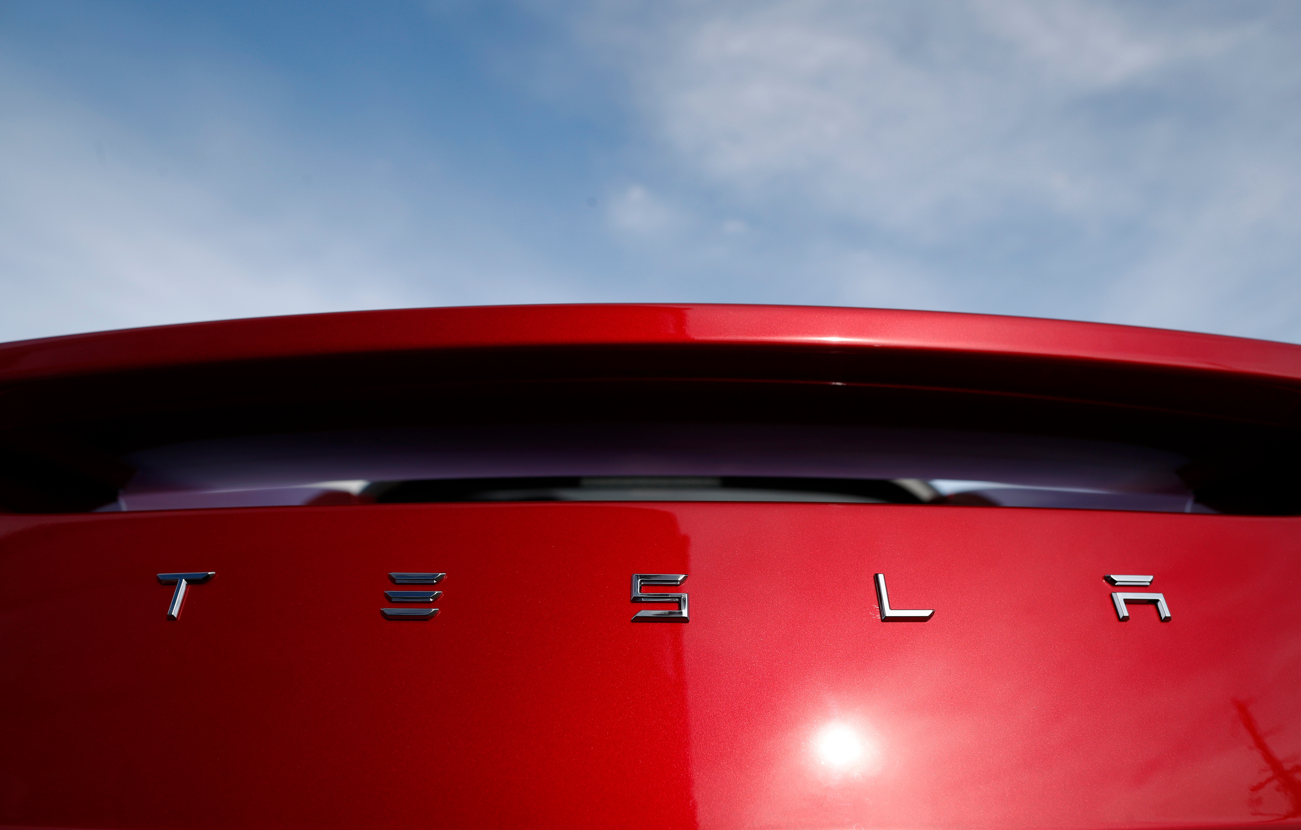 Tesla will build its 1st factory outside US in Shanghai
