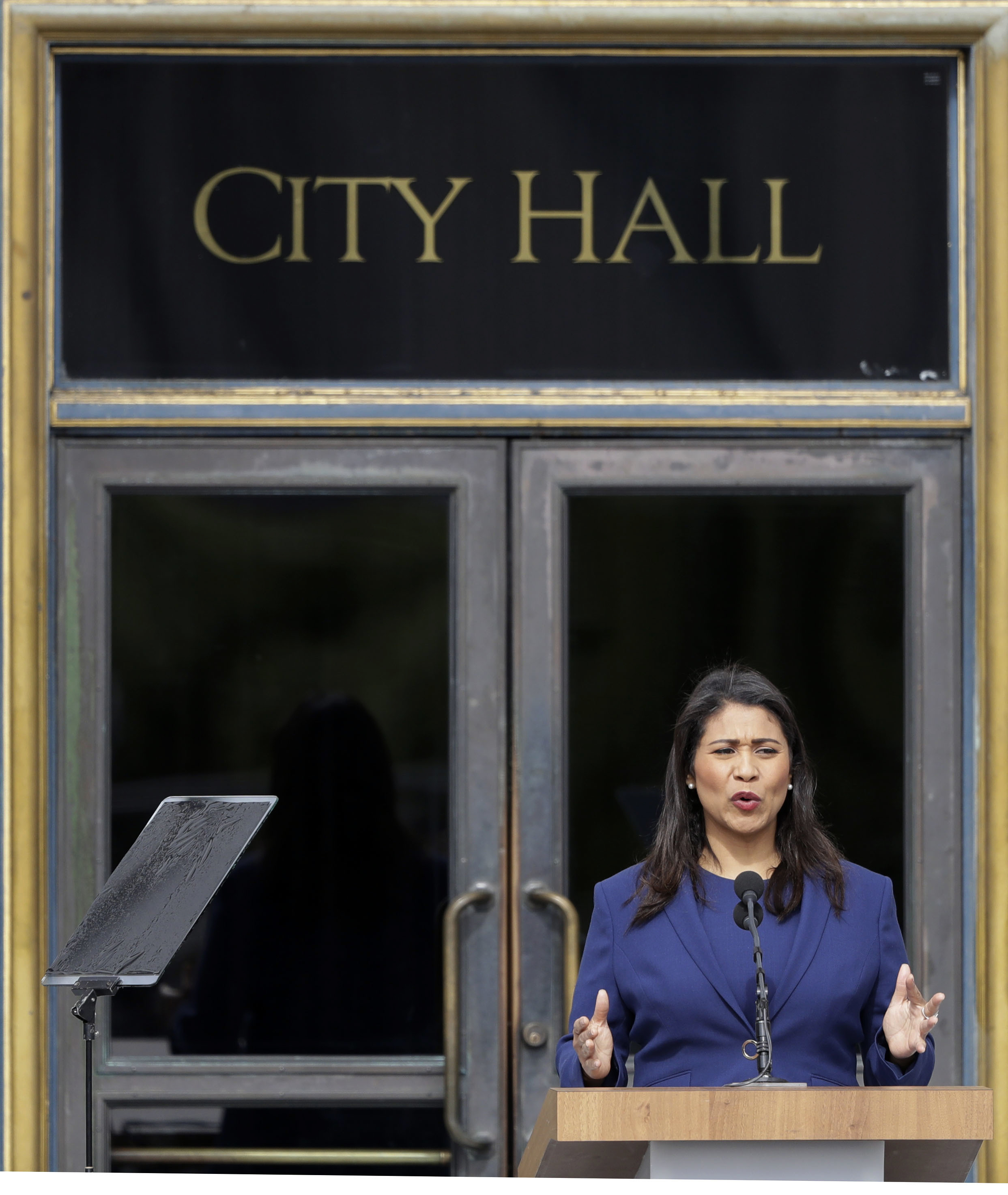 The Latest: Well-wishers line up to meet San Francisco mayor