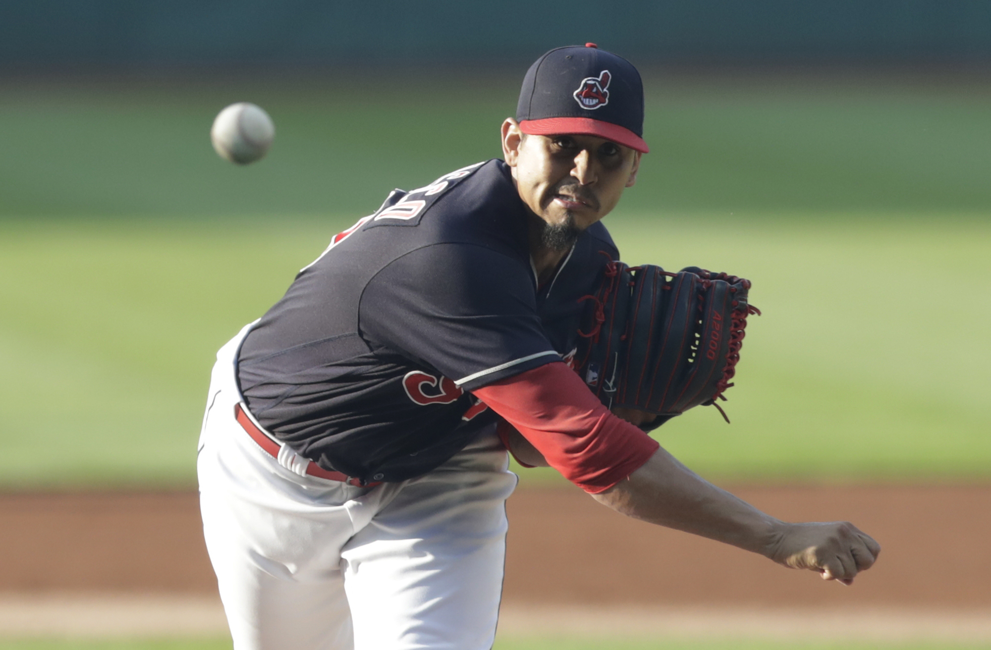 Ramirez homers twice as Indians rattle Reds 19-4