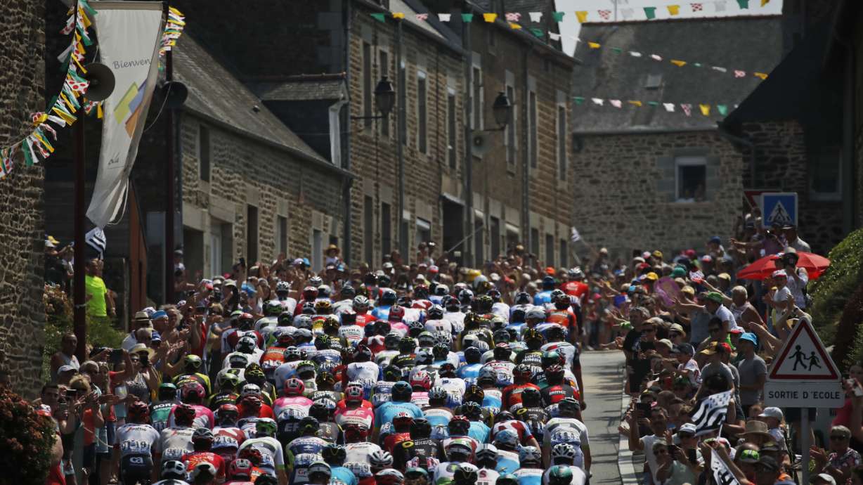 TASTE OF THE TOUR: Macarons in Macron's birthplace