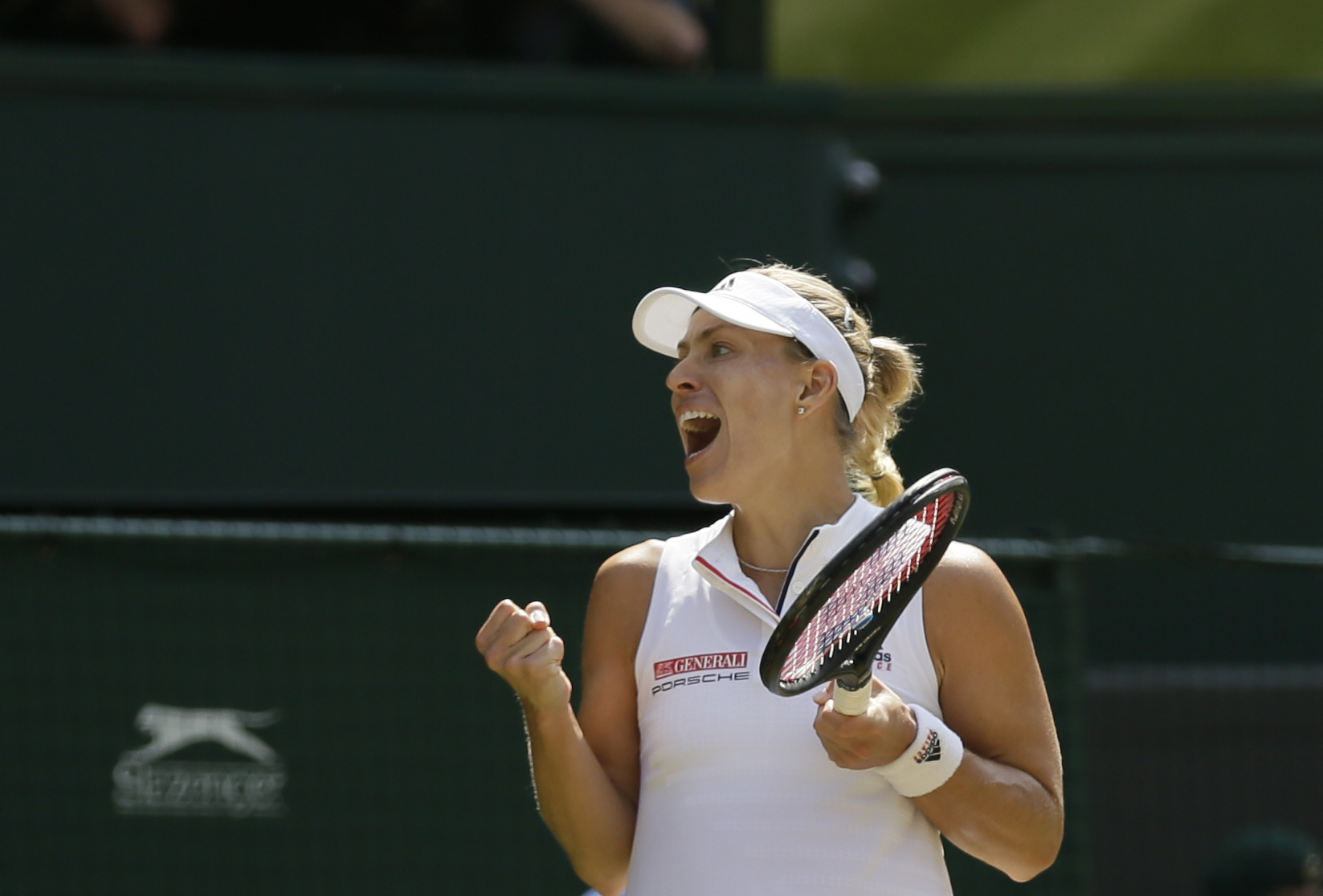 Kerber tops Williams at Wimbledon for 3rd Grand Slam title