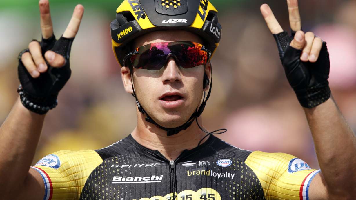 Groenewegen wins 2nd straight stage at Tour; cobbles ahead