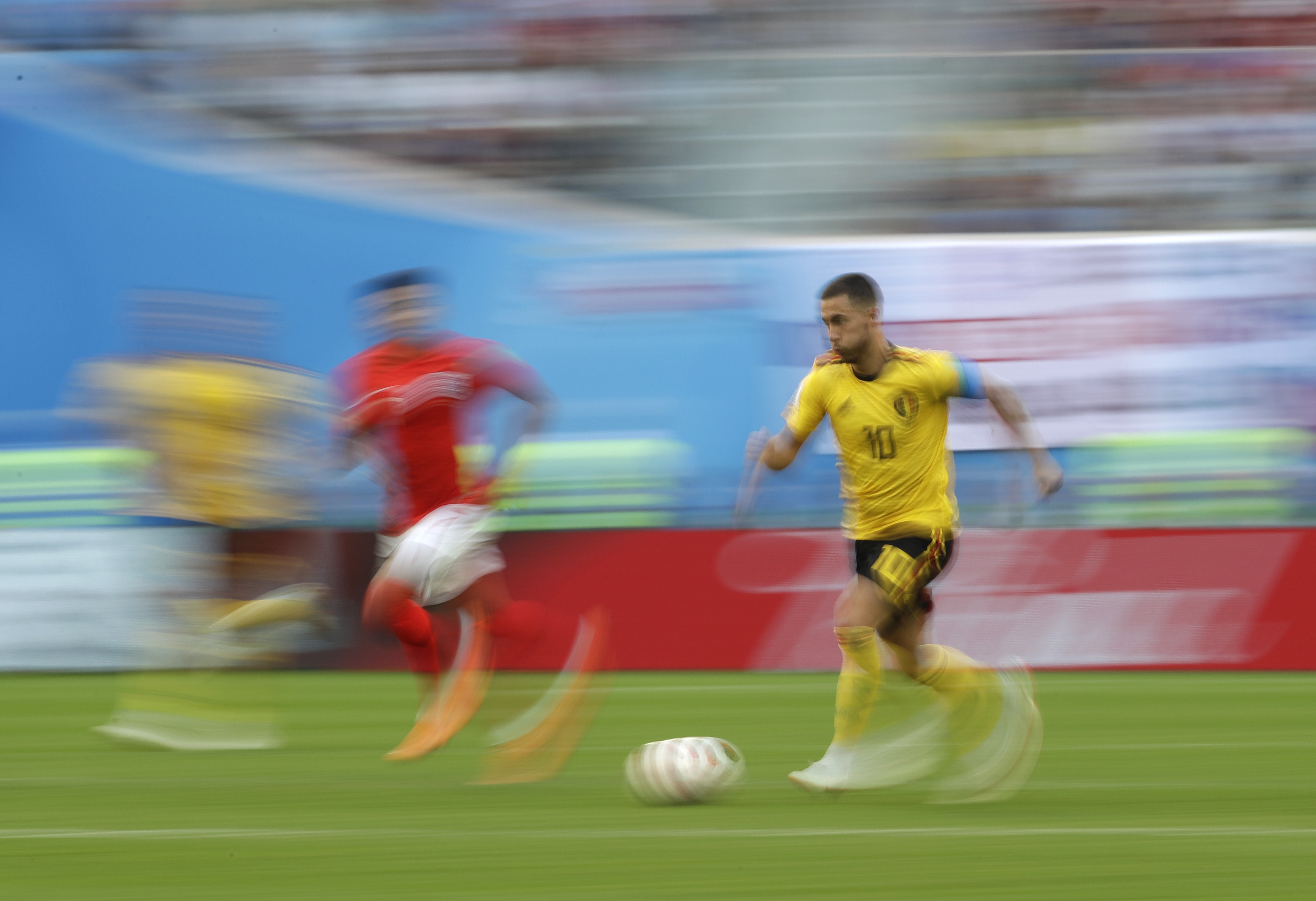 AP PHOTOS: Belgium, England put on one last World Cup show