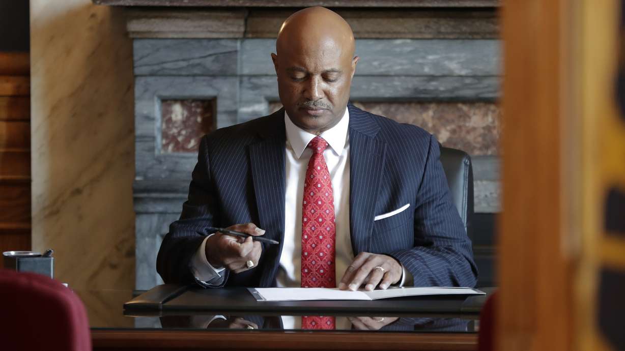 Indiana attorney general contests special prosecutor role