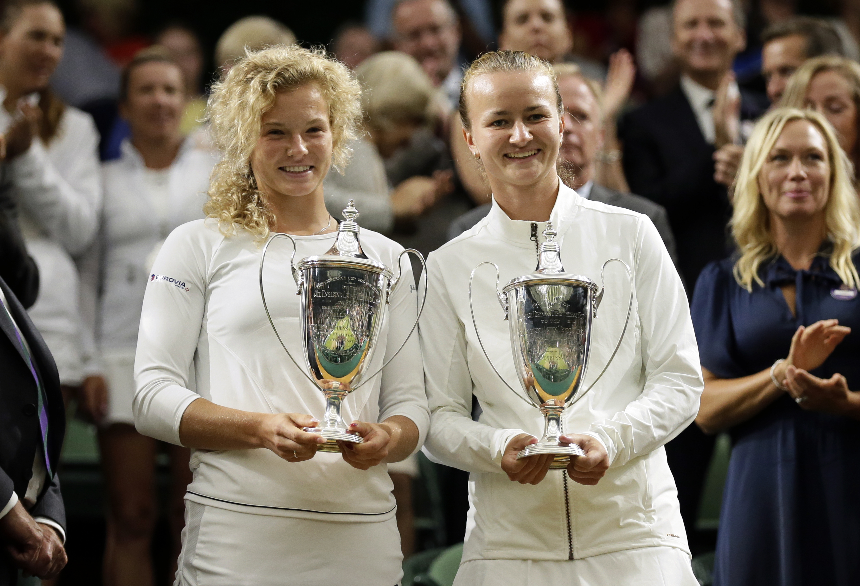 Krejcikova dedicates Wimbledon doubles title to Novotna