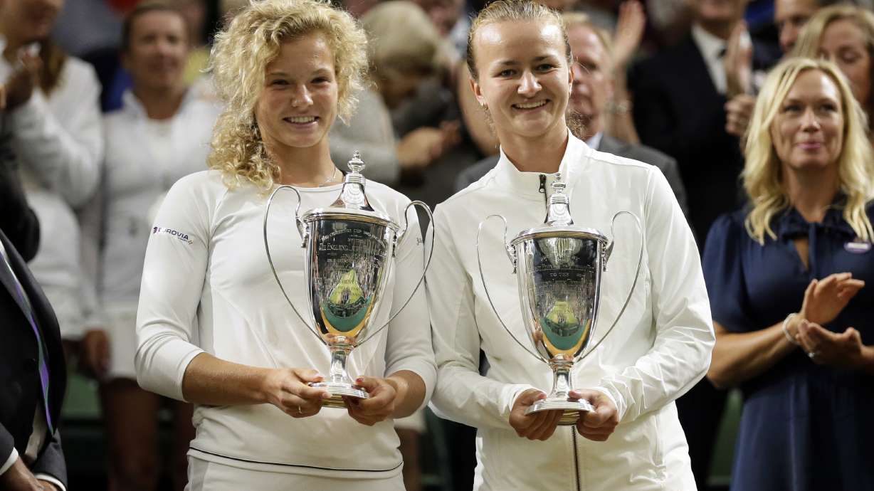 Krejcikova dedicates Wimbledon doubles title to Novotna