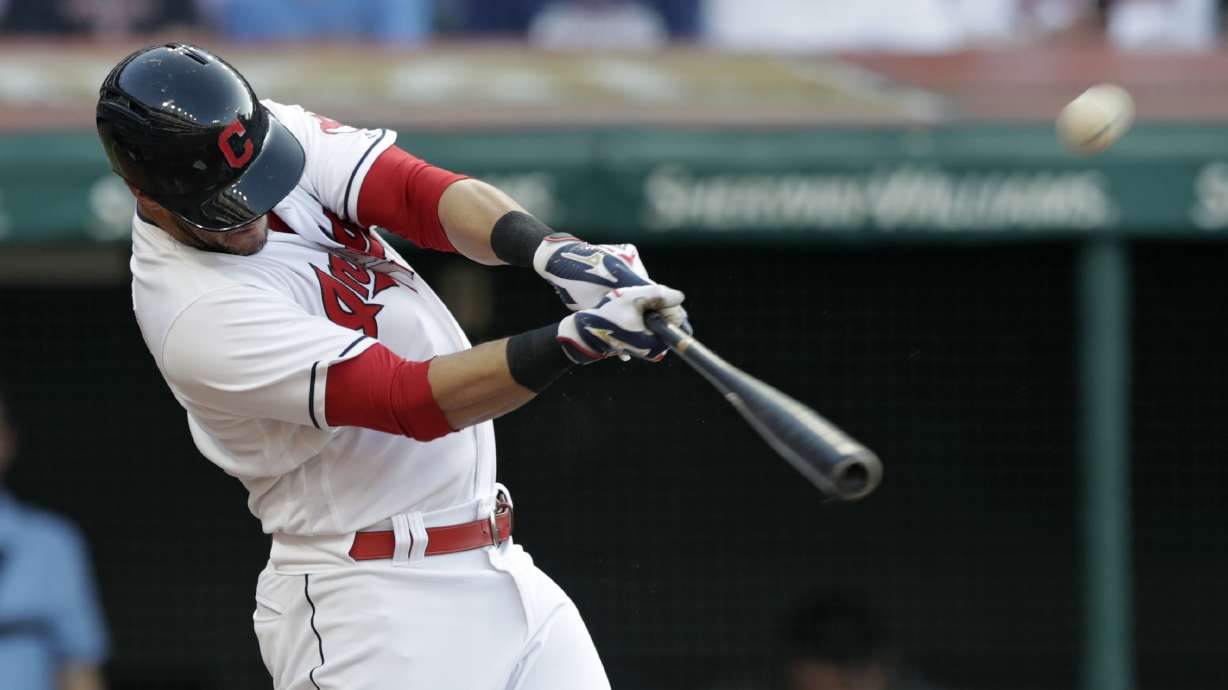 Indians C Yan Gomes finds out he's an All-Star while batting