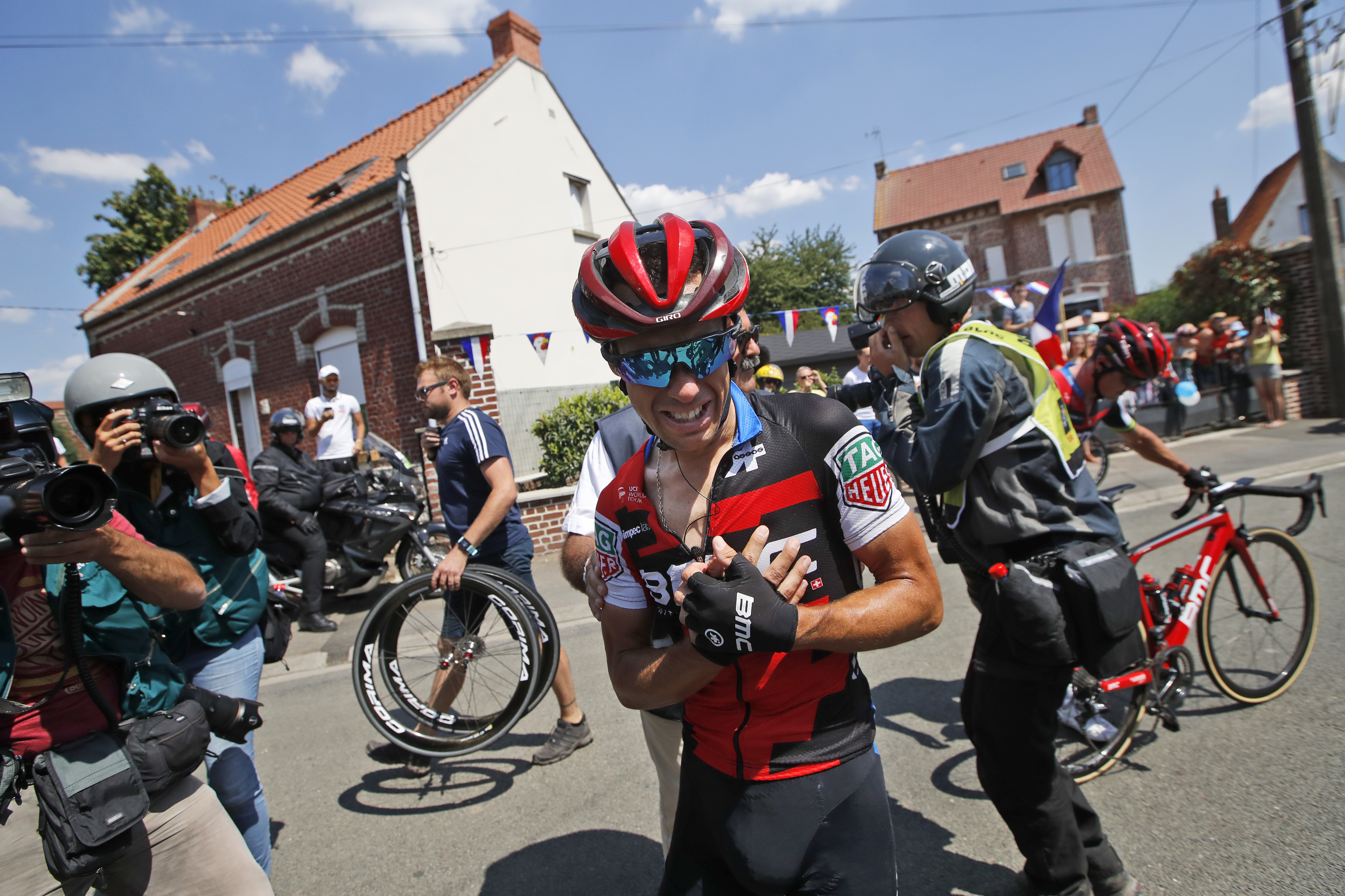 Degenkolb masters cobblestones as Porte crashes out of Tour
