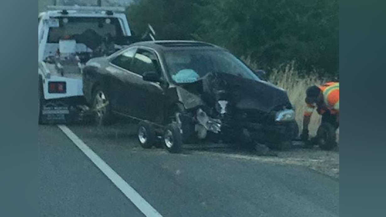 Police: Woman dies after car crashes into pole in Provo