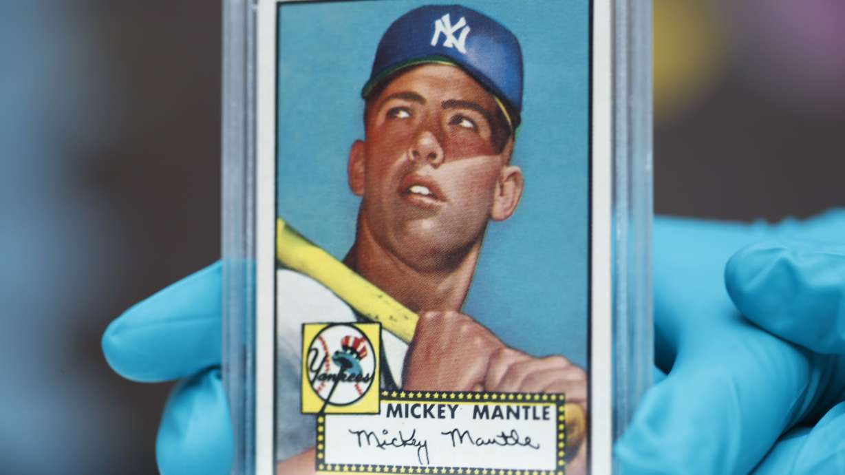 'Holy Grail' of cards _ 1952 Mickey Mantle _ goes on display