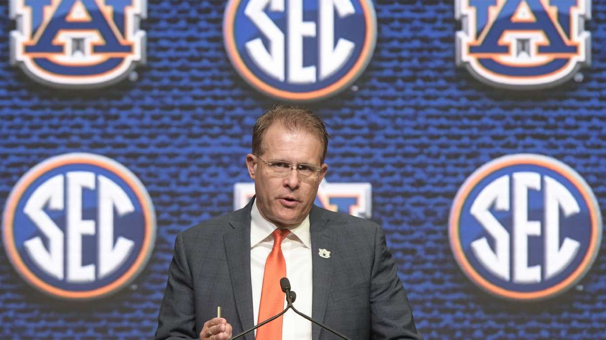The Latest: Fashion takes center stage at SEC Media Days