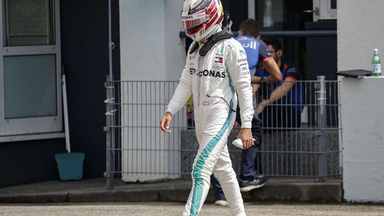 Hamilton's woes piling up after qualifying run ends early