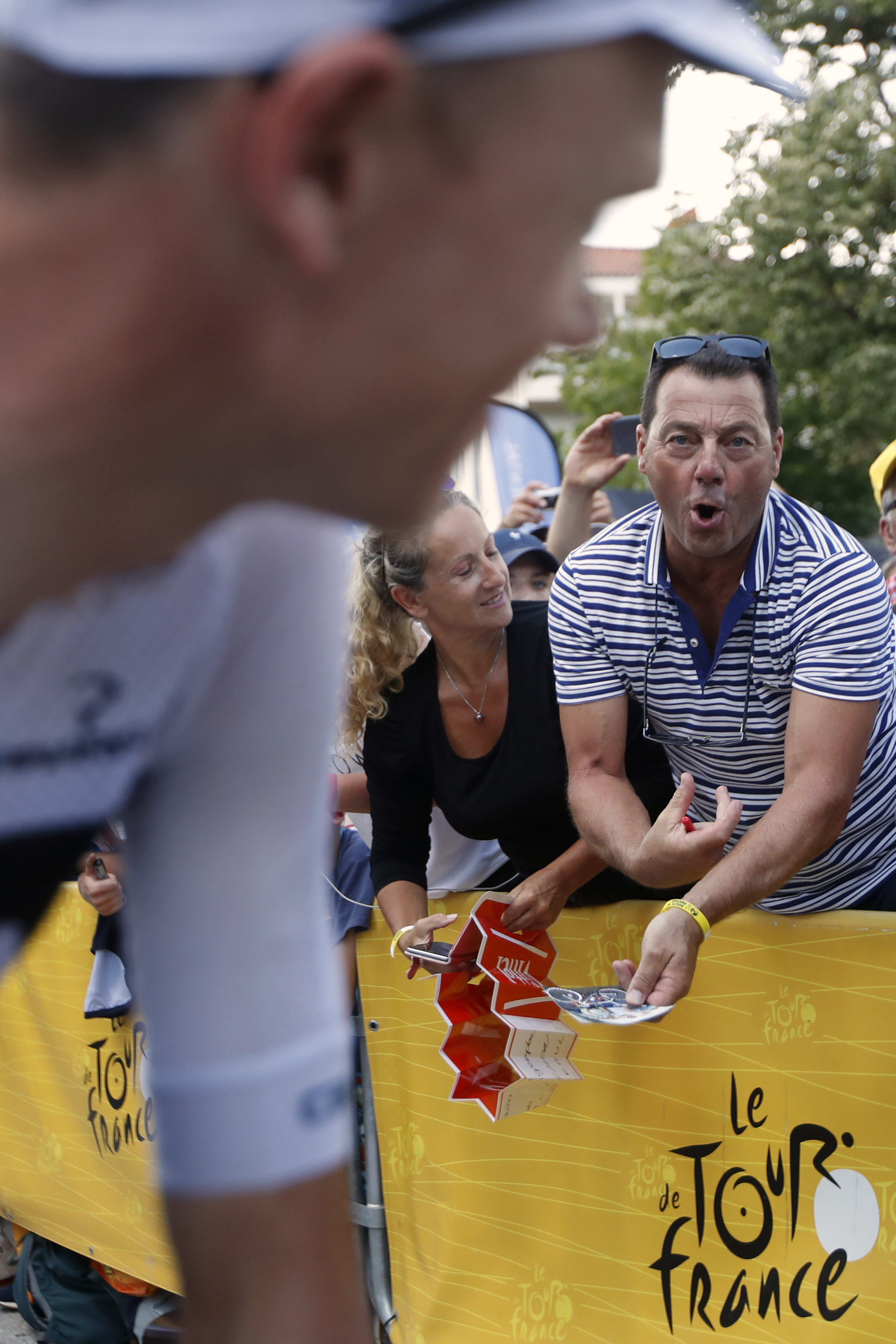 Fans continue to taunt Chris Froome at the Tour de France