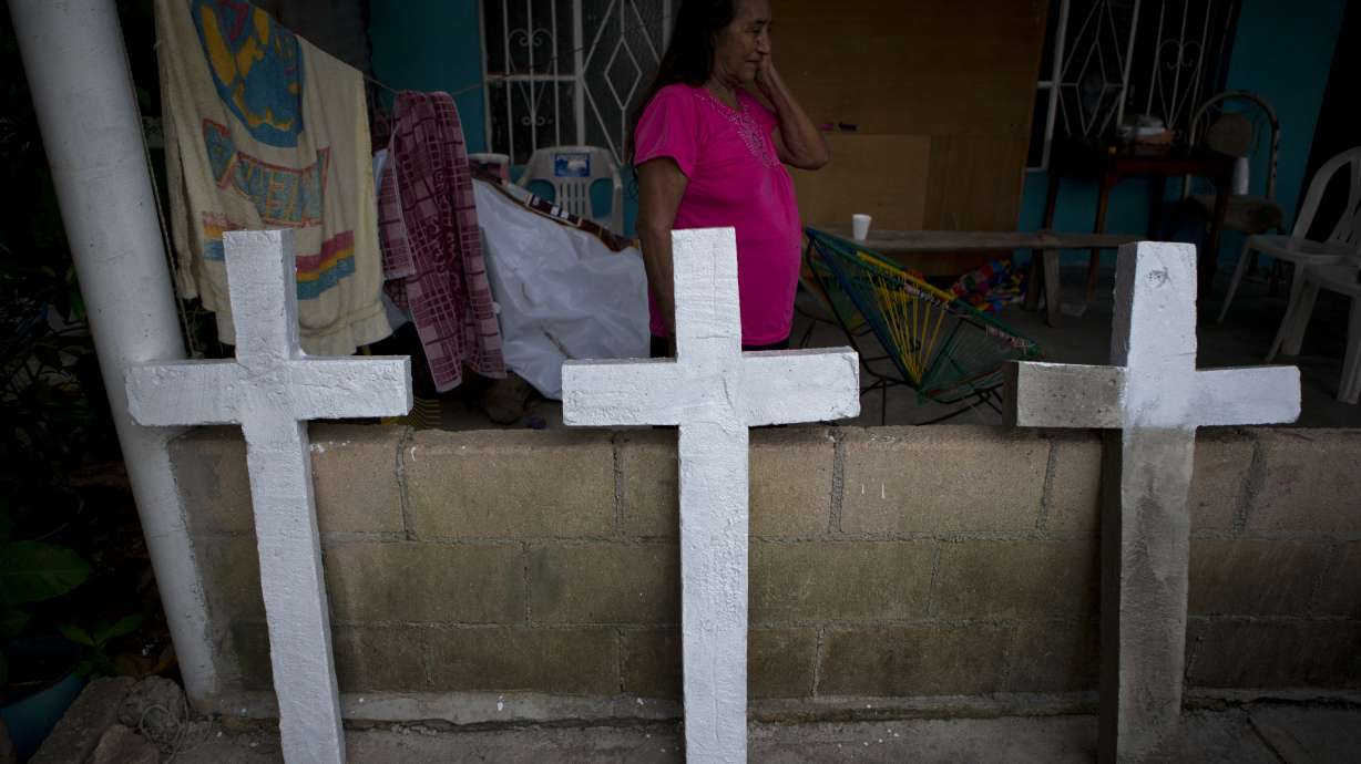 In bloodied Mexico, ambivalence, hope over amnesty proposal