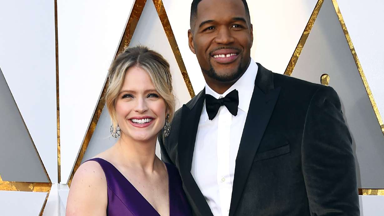 Michael Strahan, Sara Haines to host GMA's new third hour