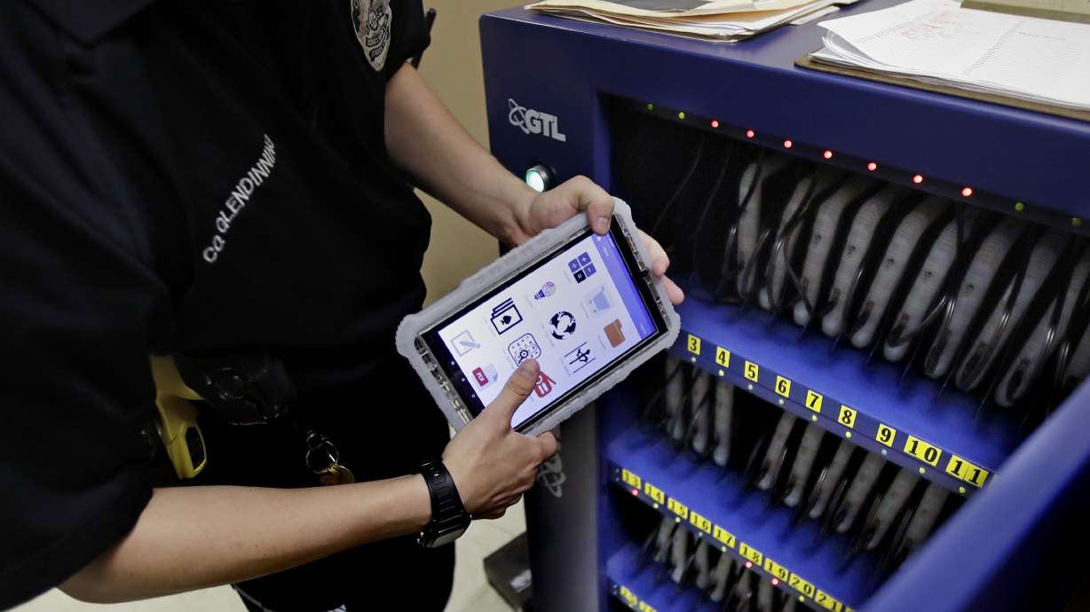 For latest in orderliness, prisons look to computer tablets