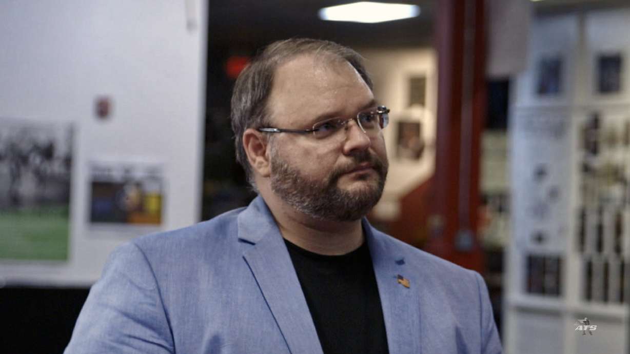 The Latest: 'I will be resigning' says lawmaker in slur flap