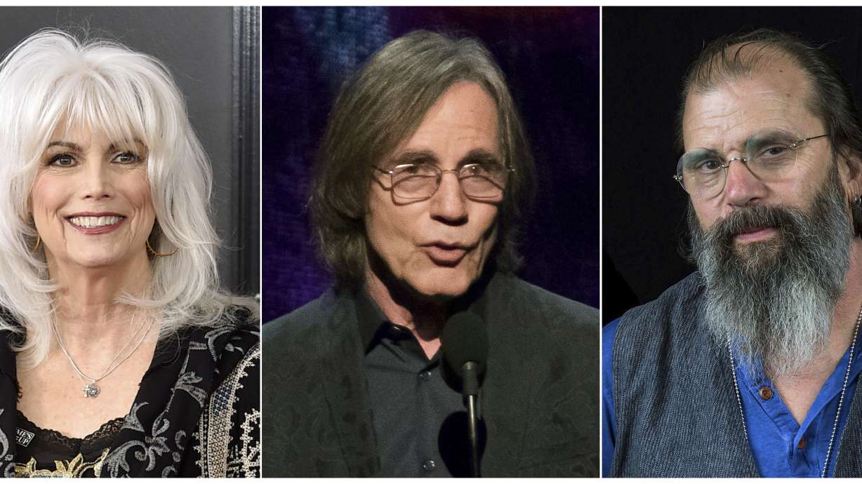 Singer-songwriters lead tour opposing immigration policies