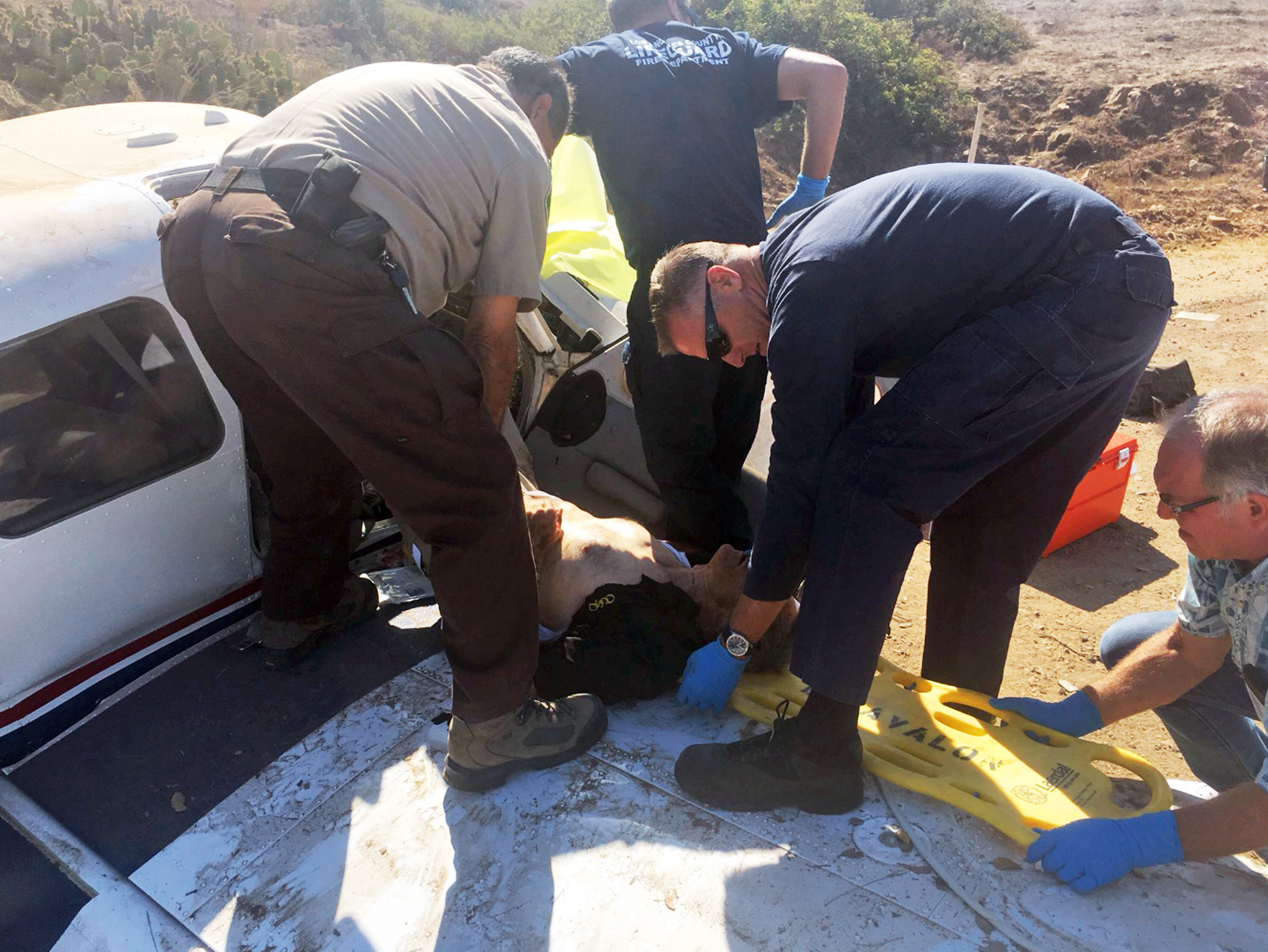 3 injured in plane crash at Catalina Island airport