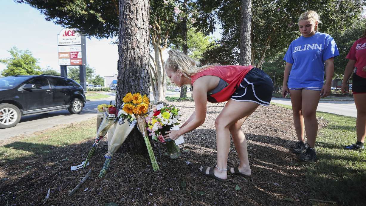 DA: Teen driver in fatal Texas crash drank bottle of wine