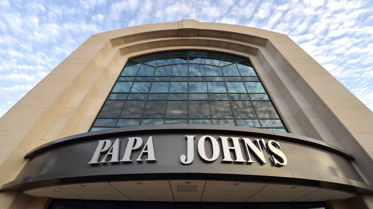 Papa John's founder sues for corporate records