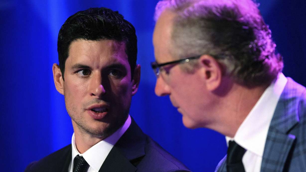Sidney Crosby honored as top athlete in Nova Scotia history