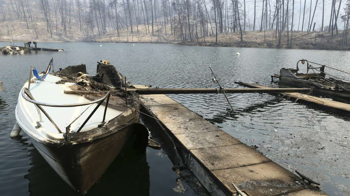 The Latest: California wildfire burns 500-plus structures