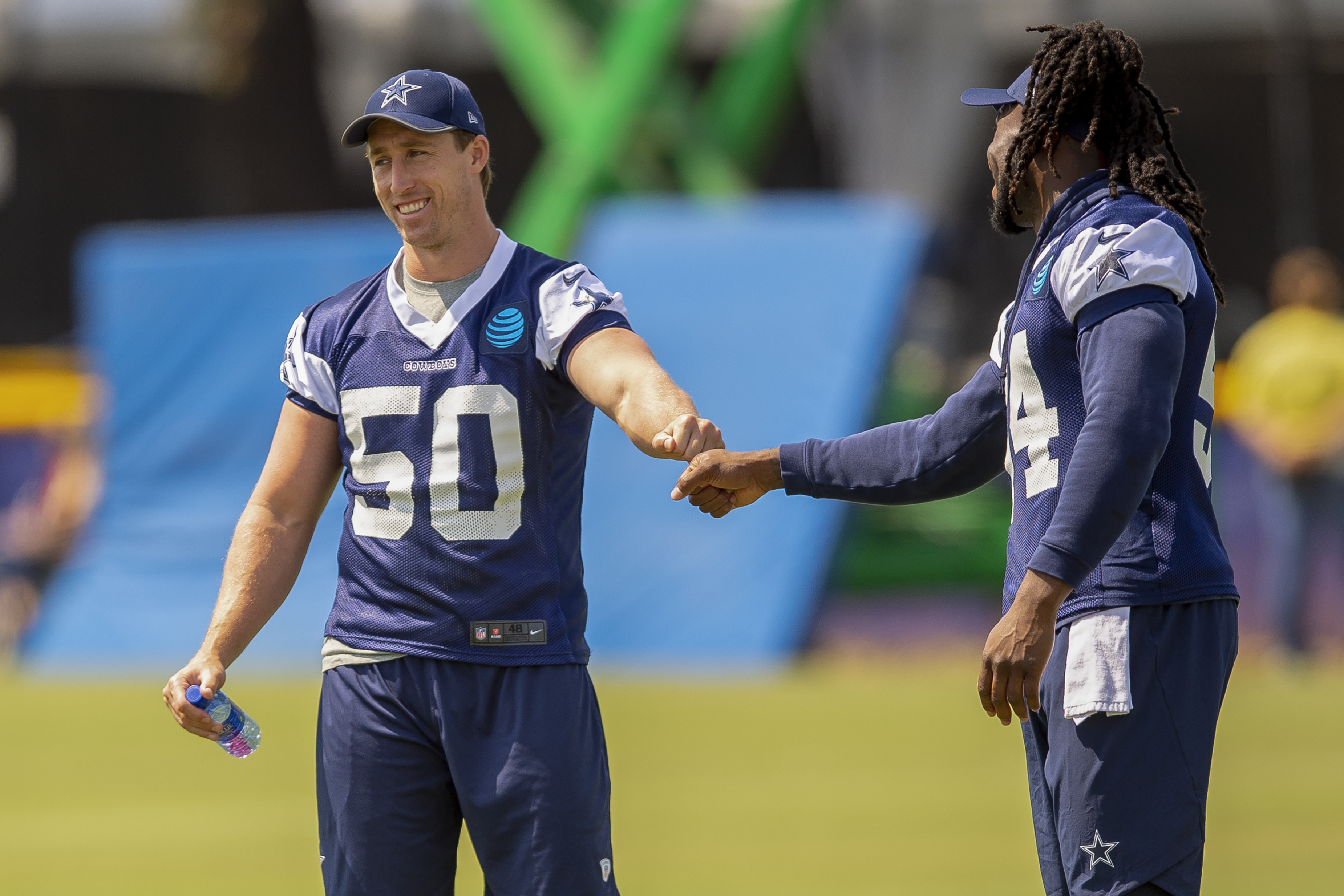 Cowboys LB Sean Lee fires back on Dez Bryant's 'snake' tweet