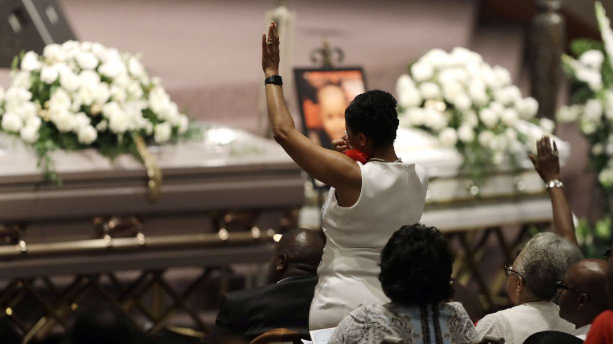 Funeral held for last 5 of 9 relatives killed in Missouri duck boat sinking